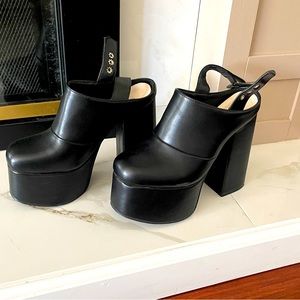 Almost new, Platform black shoes, size 6.5